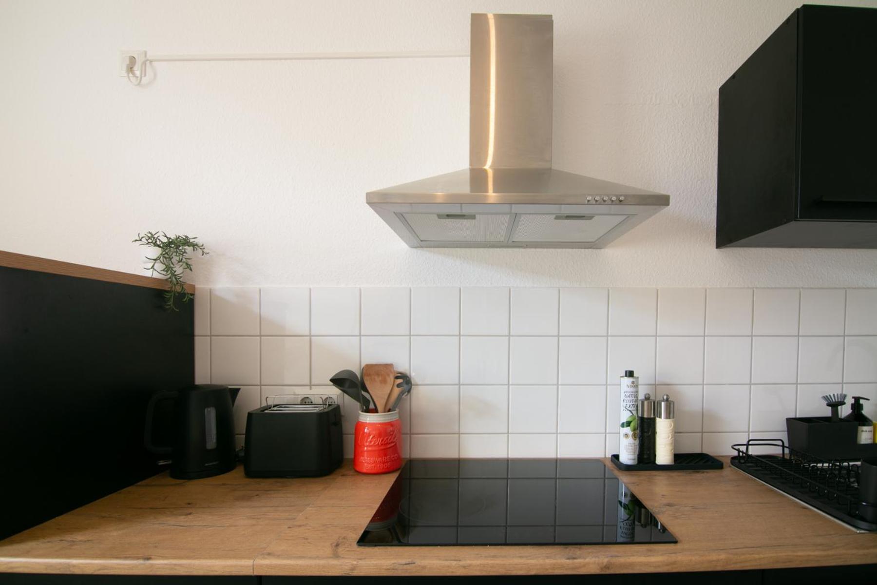 2 Zimmer, Bett Und Schlafsofa, Balkon, Waschmaschine L Apartment Leipzig